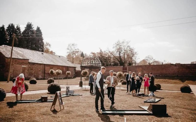 Top 10 portable Mini Golf companies for weddings in the UK